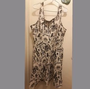 B&W newsprint style halloween dress